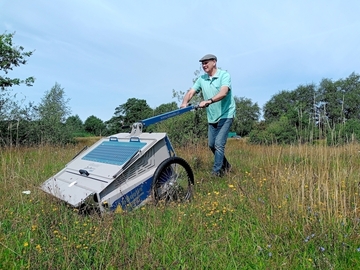 Wiesensamen-Erntemaschine