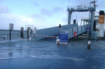 Fährbrücke Norddeich am 9. November.