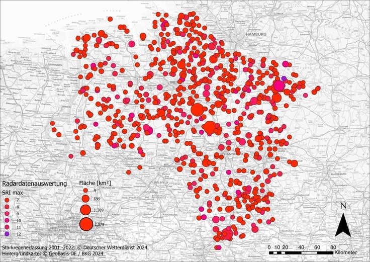 Radarerfasste Sturzfluten von 2001 bis 2022 - Kreisfarbe entspricht dem maximalen Starkregenindex im Niederschlagsgebiet, Kreisgröße gibt die Größe des Niederschlagsgebiets wieder.